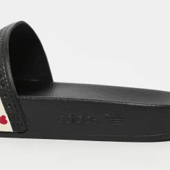 Adilette