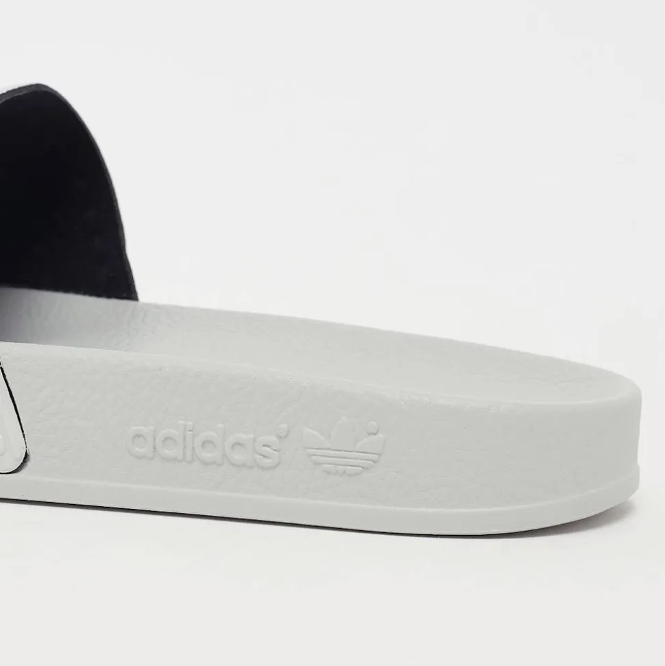 Adilette