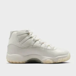 Air Jordan 11 Grand Finale