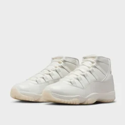 Air Jordan 11 Grand Finale