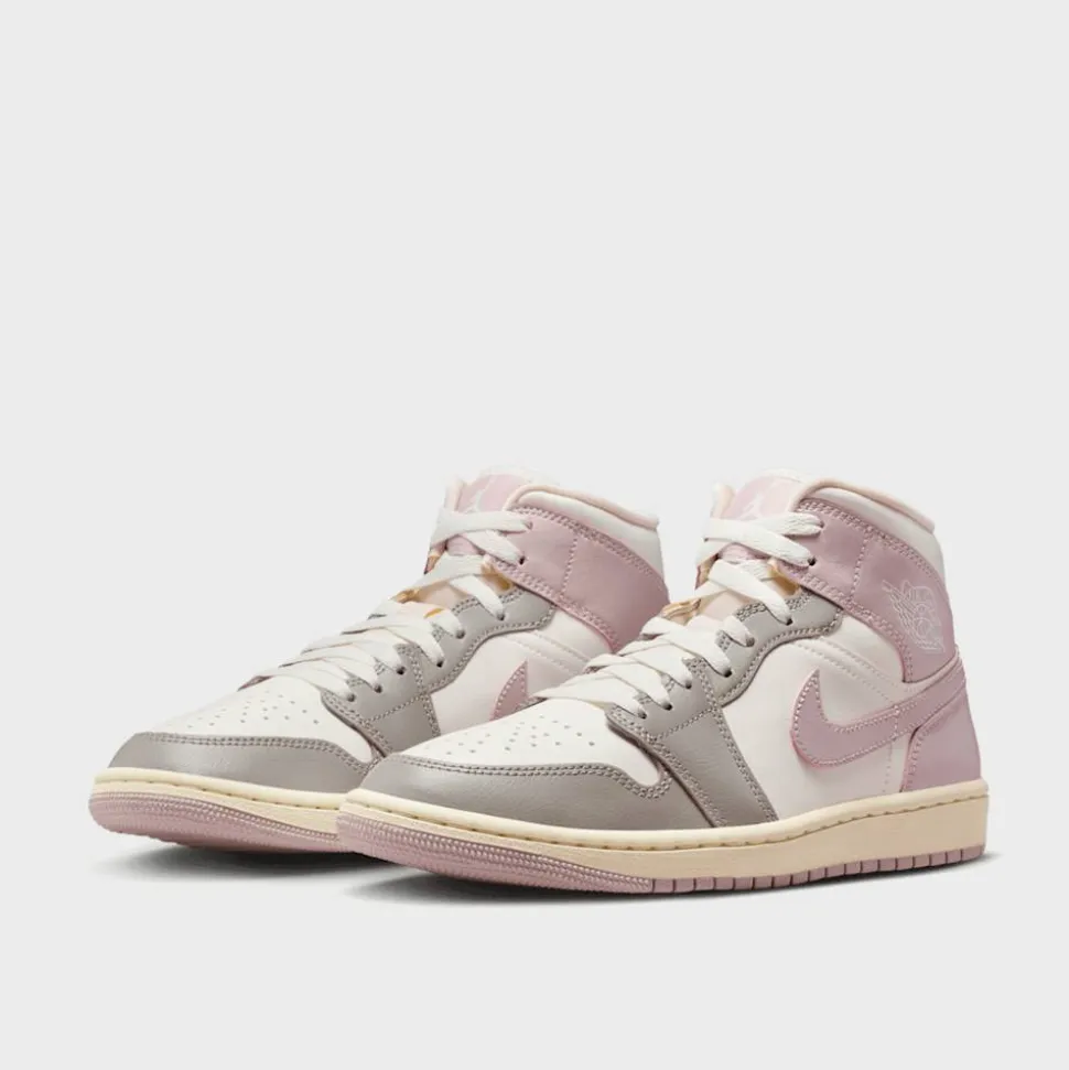Air Jordan 1 Mid