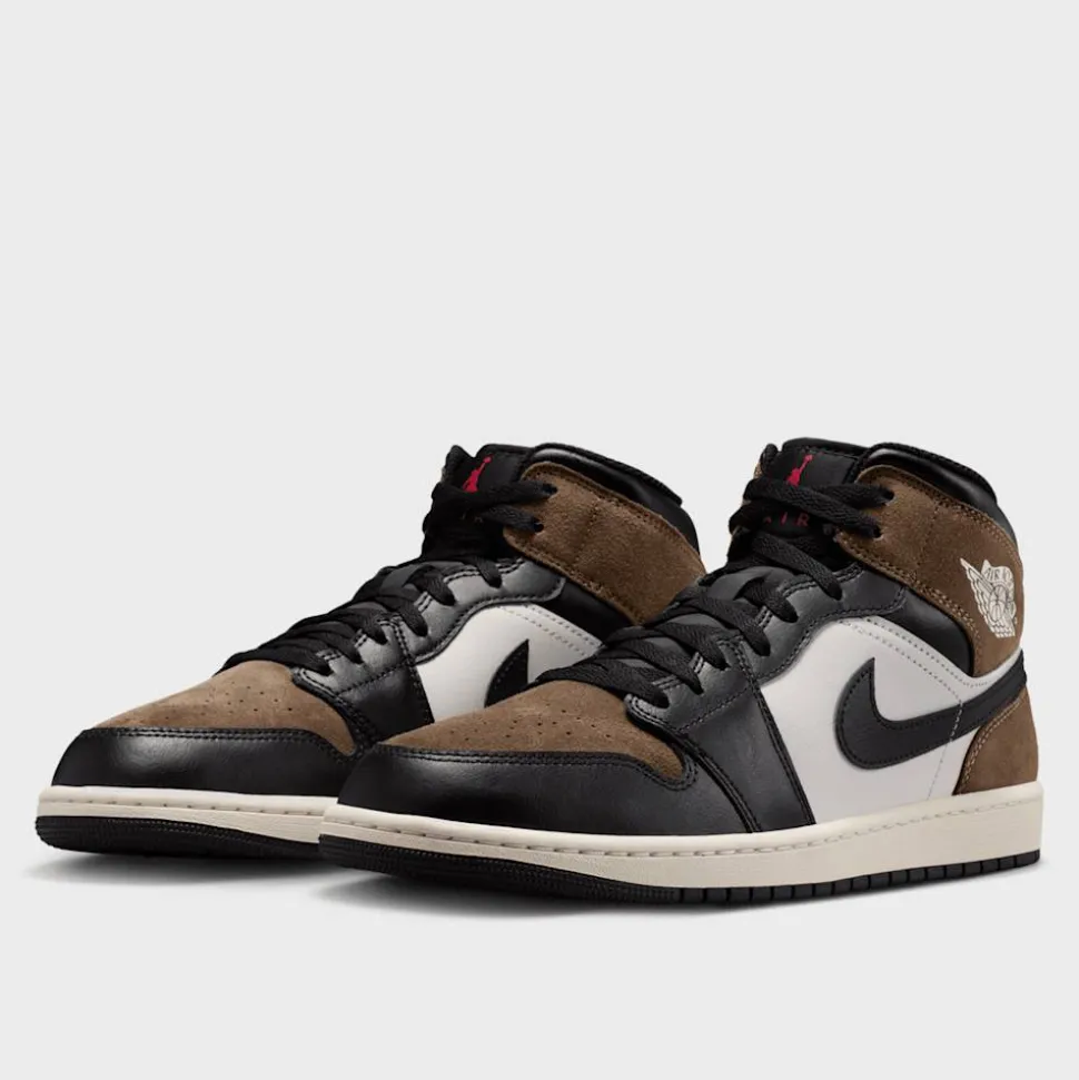 Air Jordan 1 Mid