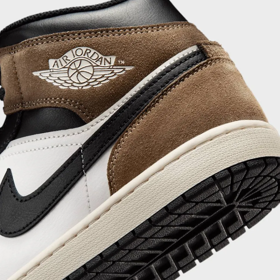 Air Jordan 1 Mid