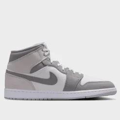 Air Jordan 1 Mid SE
