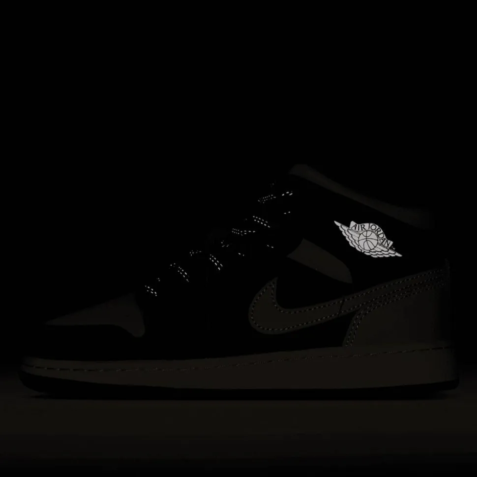 Air Jordan 1 Mid SE (GS)