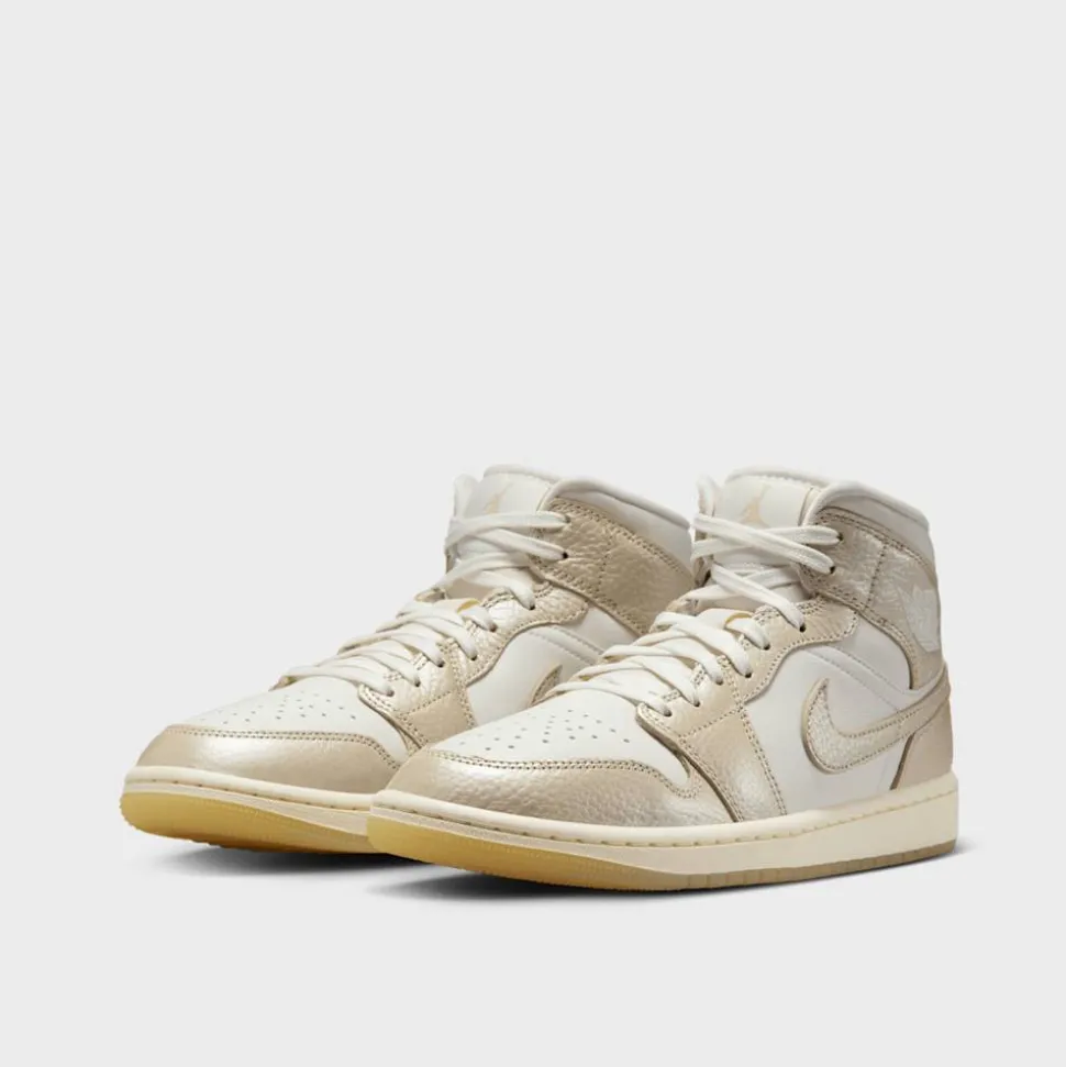 Air Jordan 1 Mid Se V2