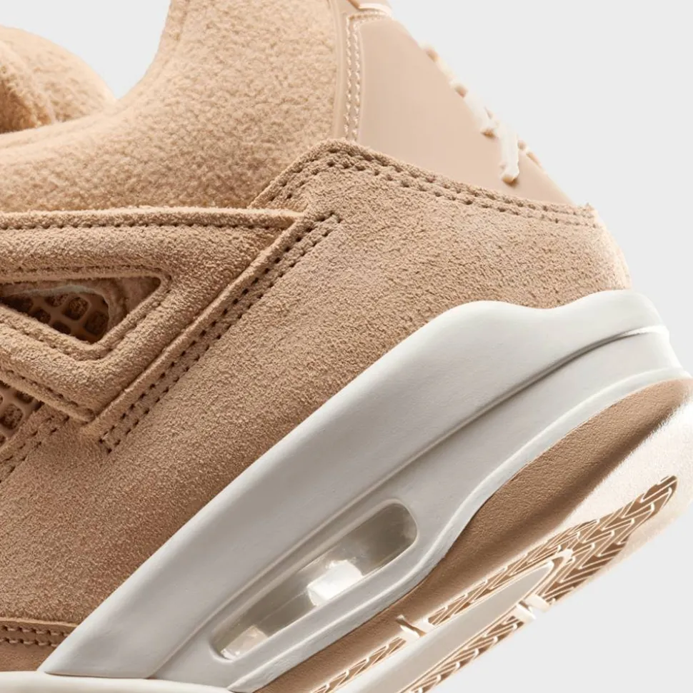 Air Jordan 4 Retro "Cozy Girl"