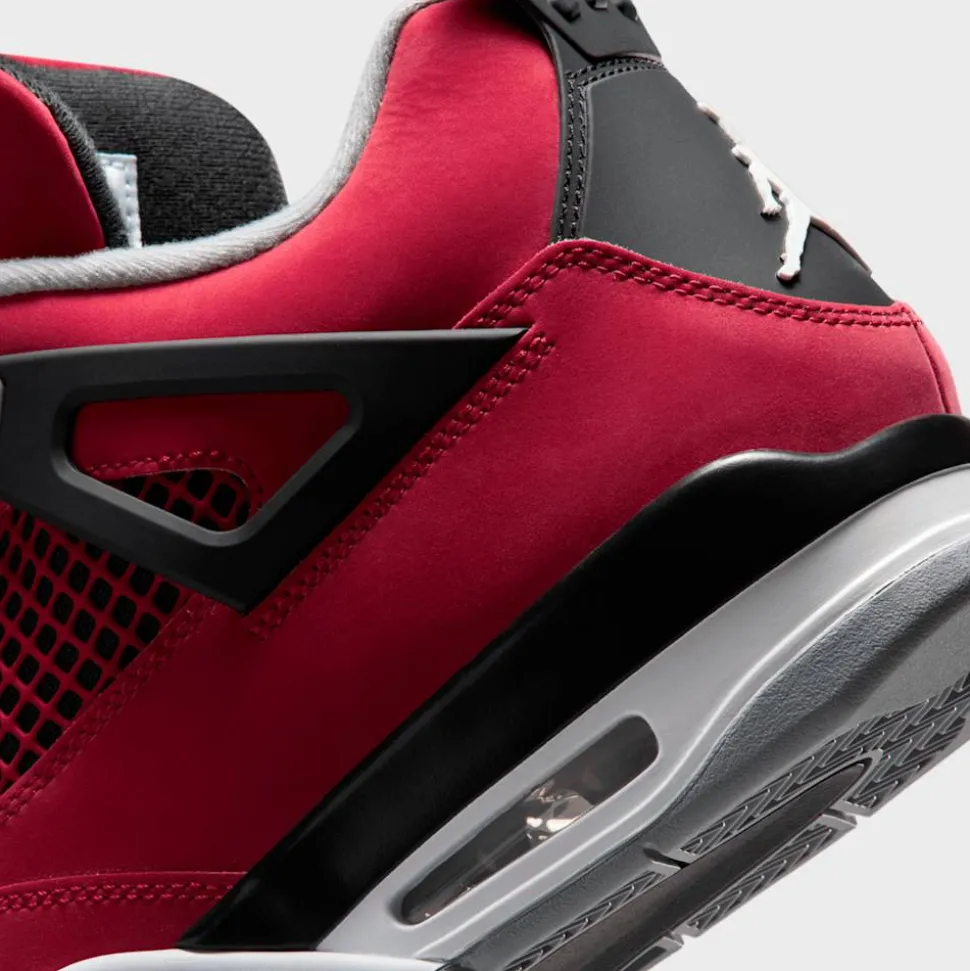 Air Jordan 4 Retro "Toro Bravo"