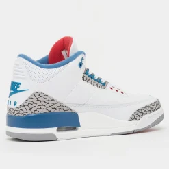 Air Jordan 3 Retro “True Blue”