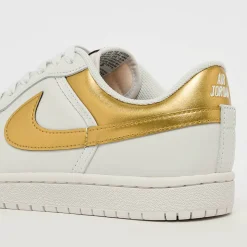 Air Jordan Skyline Low