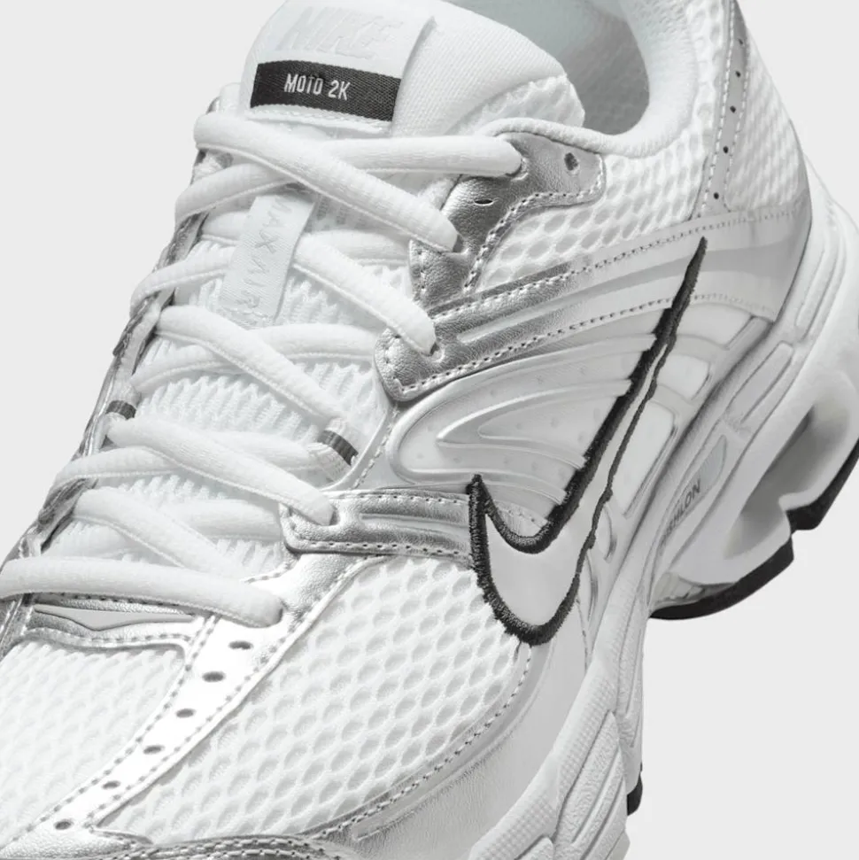 Air Max Moto 2K