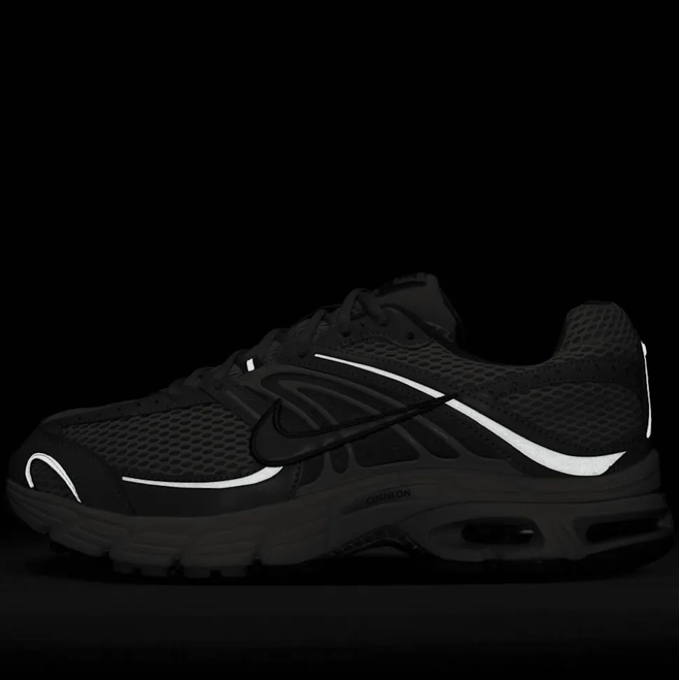 Air Max Moto 2K