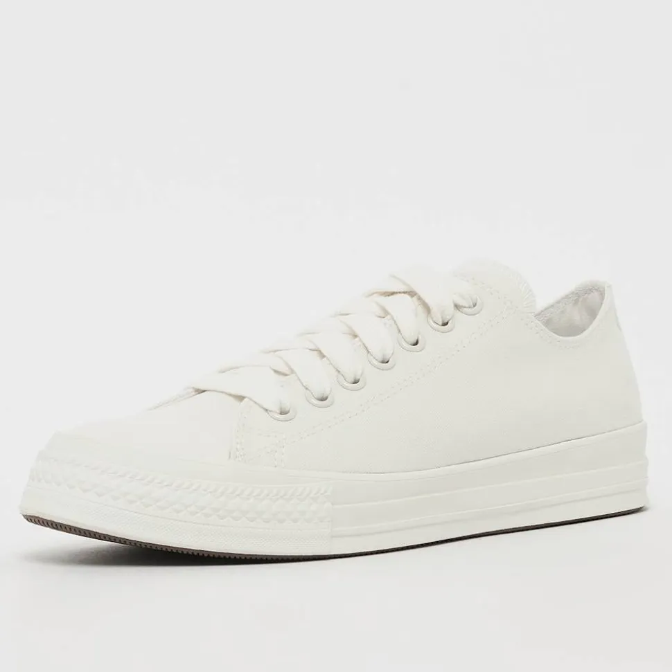 Chuck Taylor Throwback