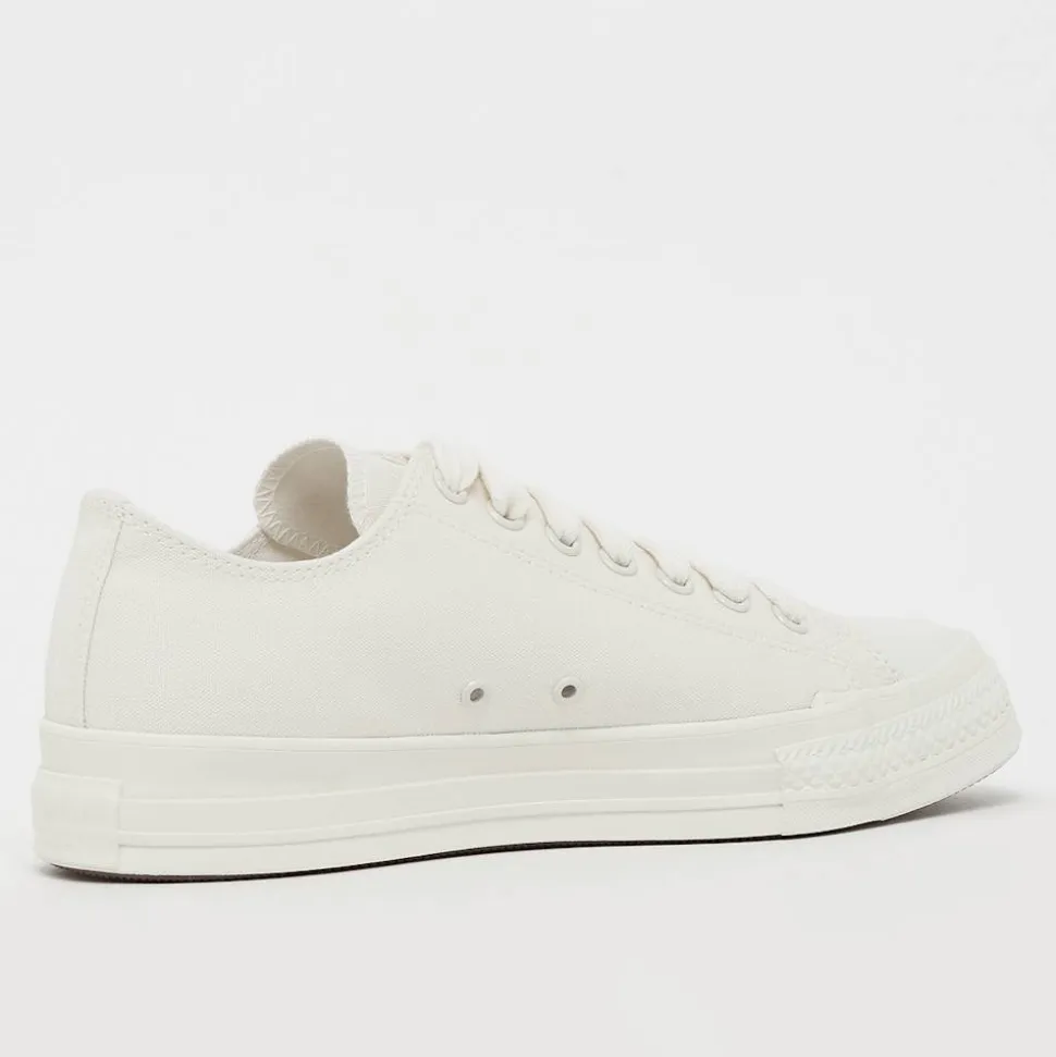 Chuck Taylor Throwback