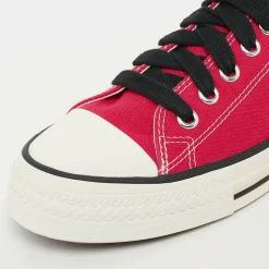 Chuck Taylor Throwback