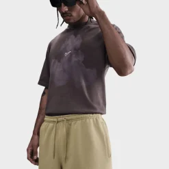 Club Graphic Short