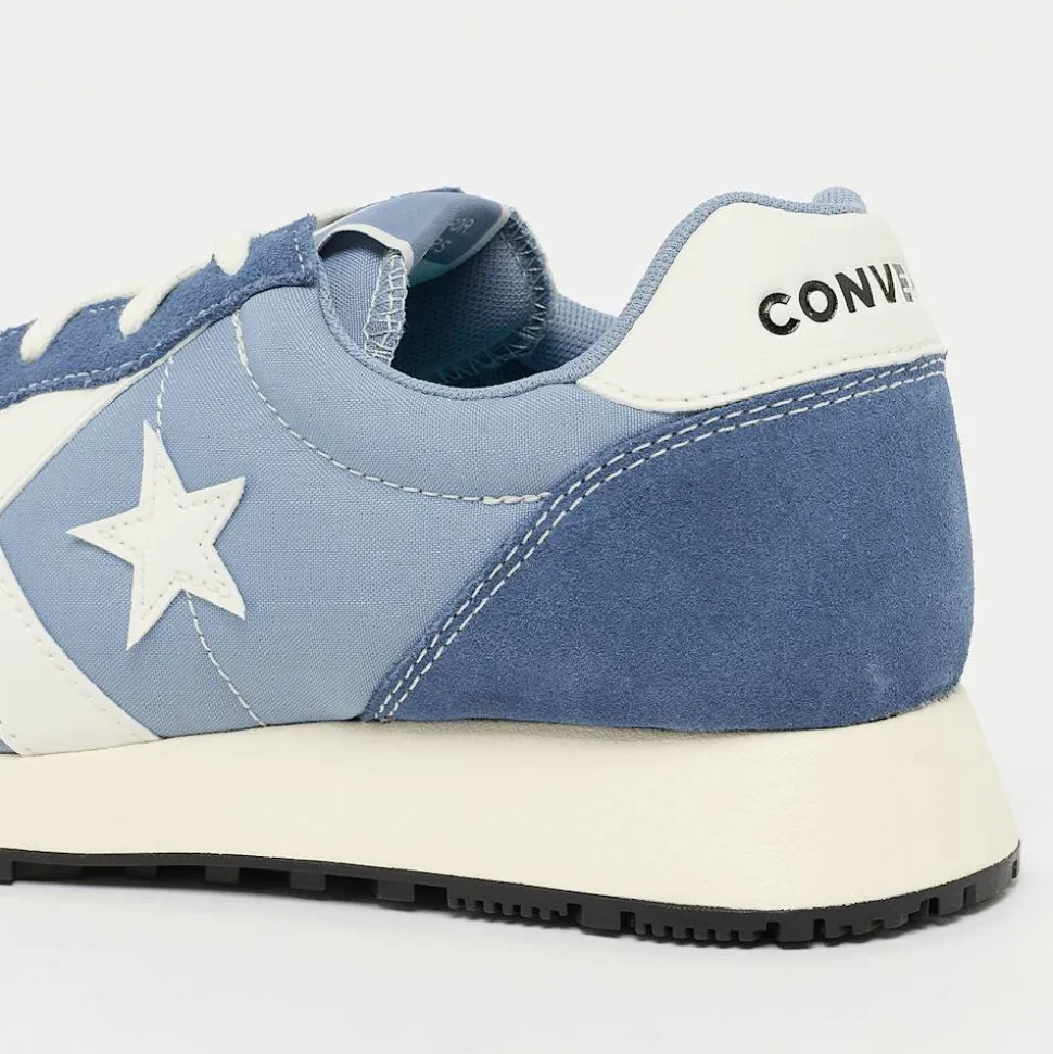 Converse Omega Trainer