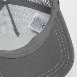 Curved Trucker