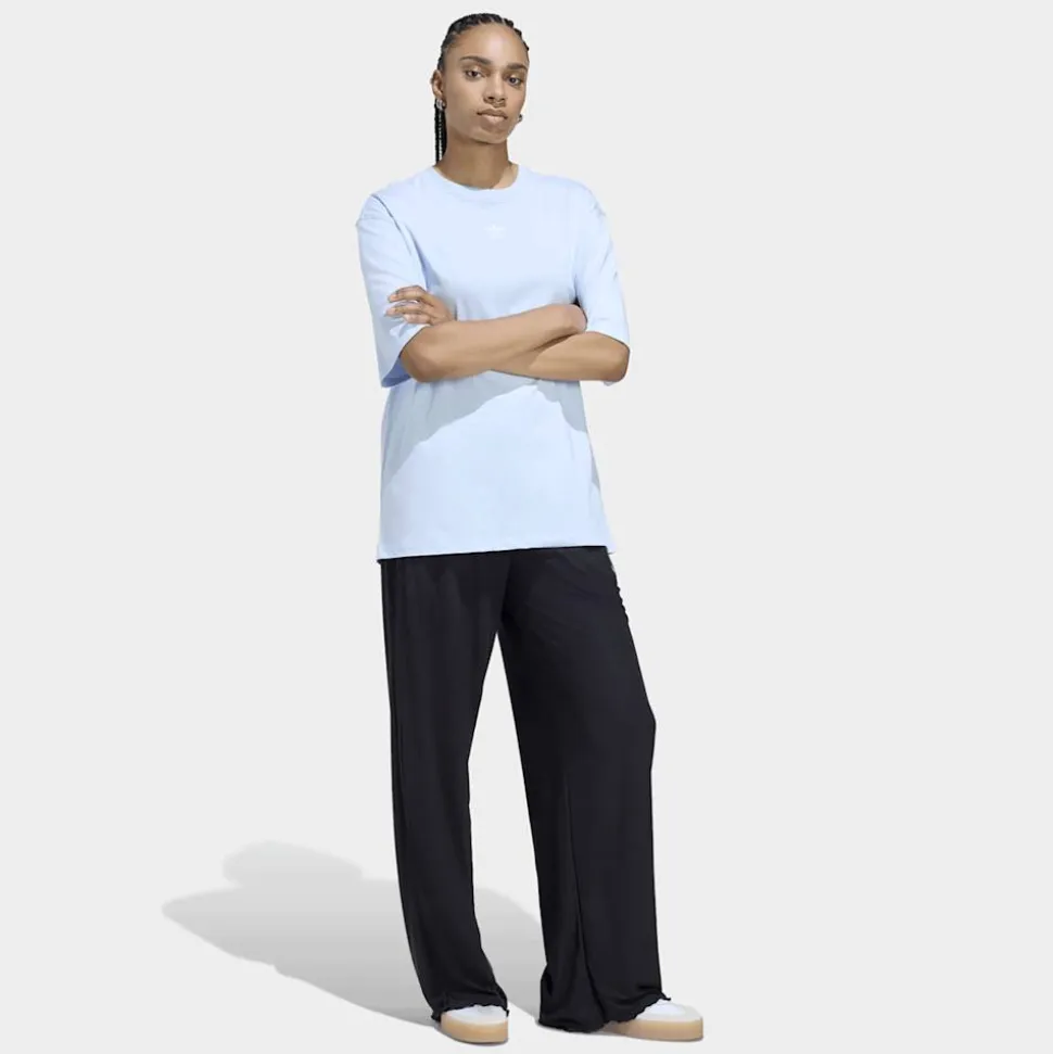 Essentials Boyfriend Tee