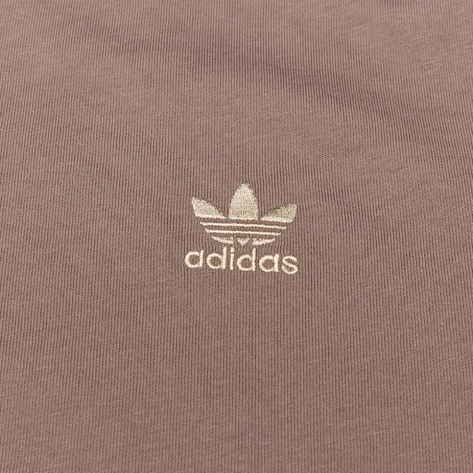 Essentials Tee
