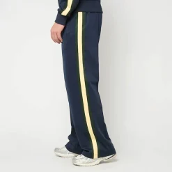 Everyday Wide Fit Track Pant