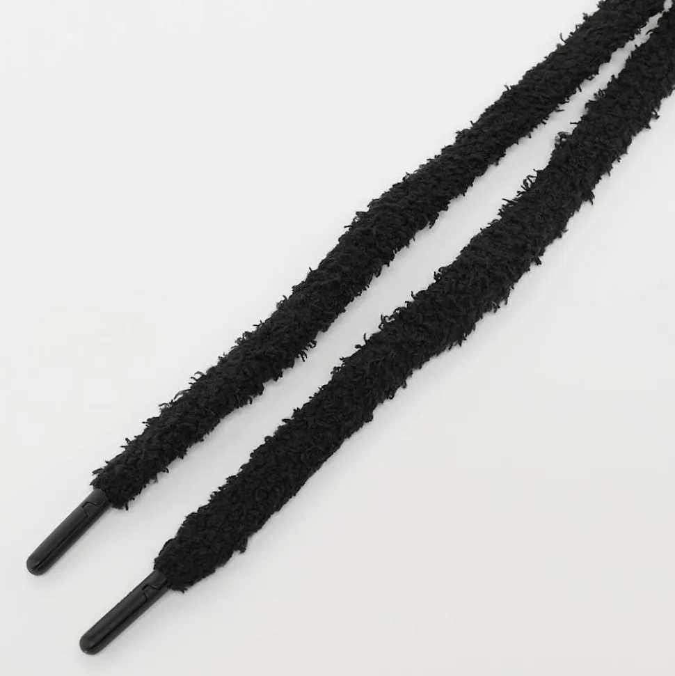 Fuzzy Laces