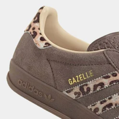 Gazelle Indoor