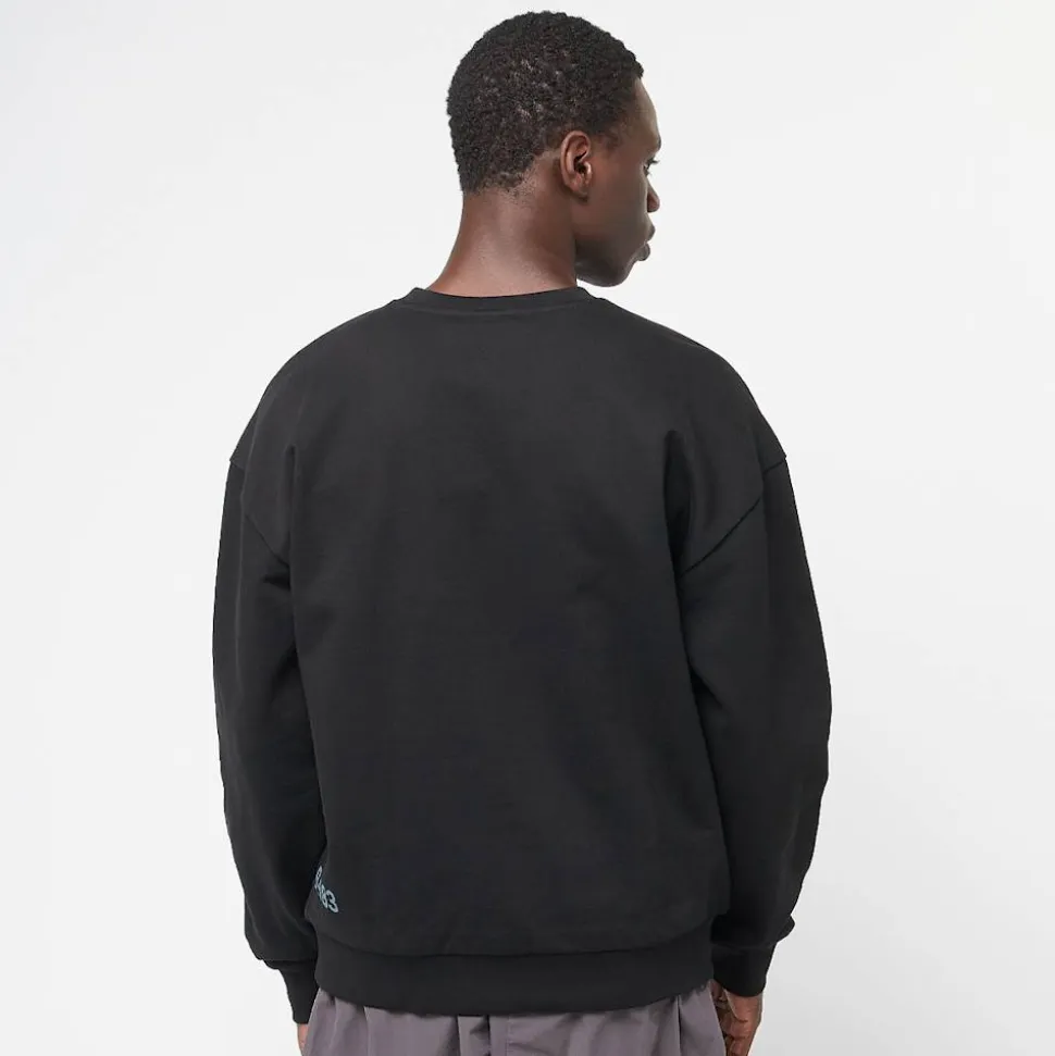 Graphic Boxy Crew