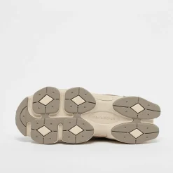 9060 (GS)