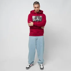 Hooded-Sweatshirt Pray