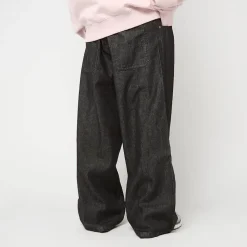 Pleated Jeans With Long Pocket