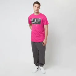 Pray Tee
