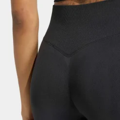 Seamless Tight