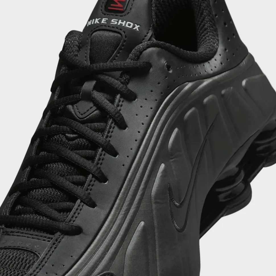 Shox R4