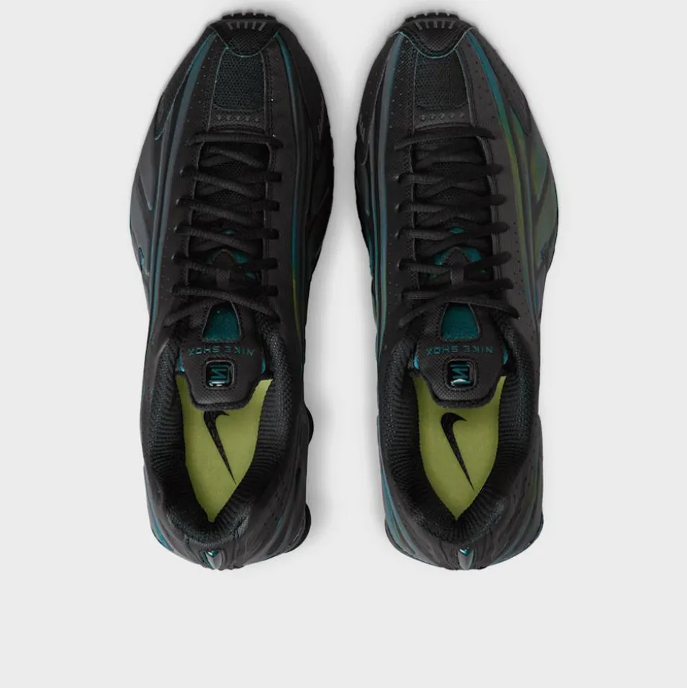 Shox R4