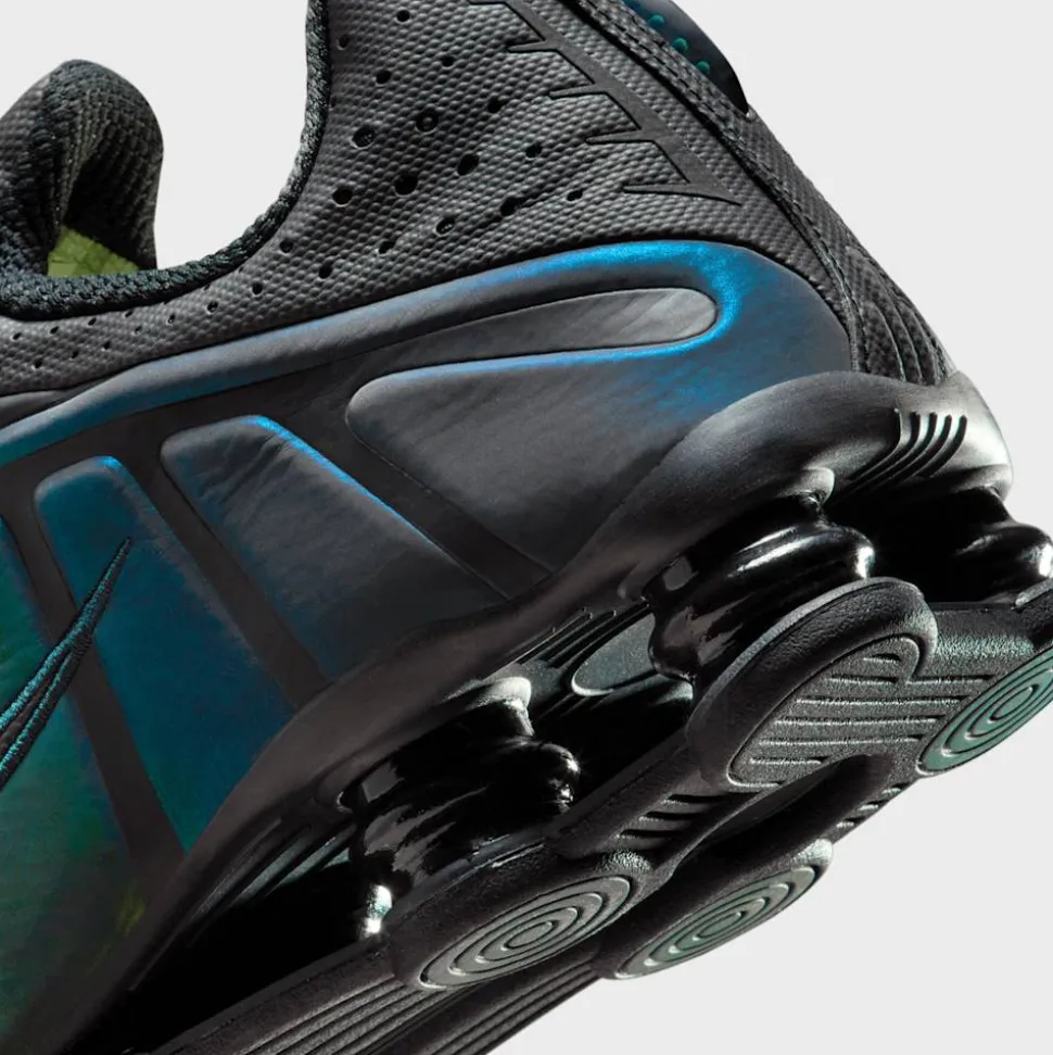 Shox R4