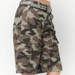 Signature Camo Cargo Baggy Shorts