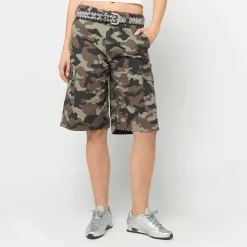 Signature Camo Cargo Baggy Shorts