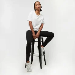 Small Logo Essential Tee