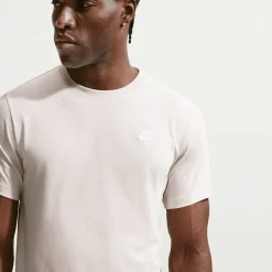 Sportswear Club Tee