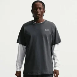 Sportswear Graphic Shortsleeve Tee
