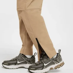 Sportswear Tech Woven Pants