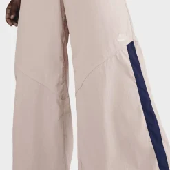 Sportswear Wide-Leg Woven Pants
