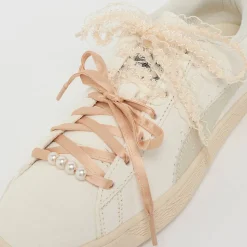 Suede Bloom