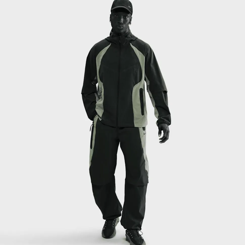 Tech Dri-FIT Woven Color-Block Oversized Pants