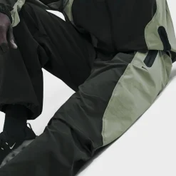 Tech Dri-FIT Woven Color-Block Oversized Pants