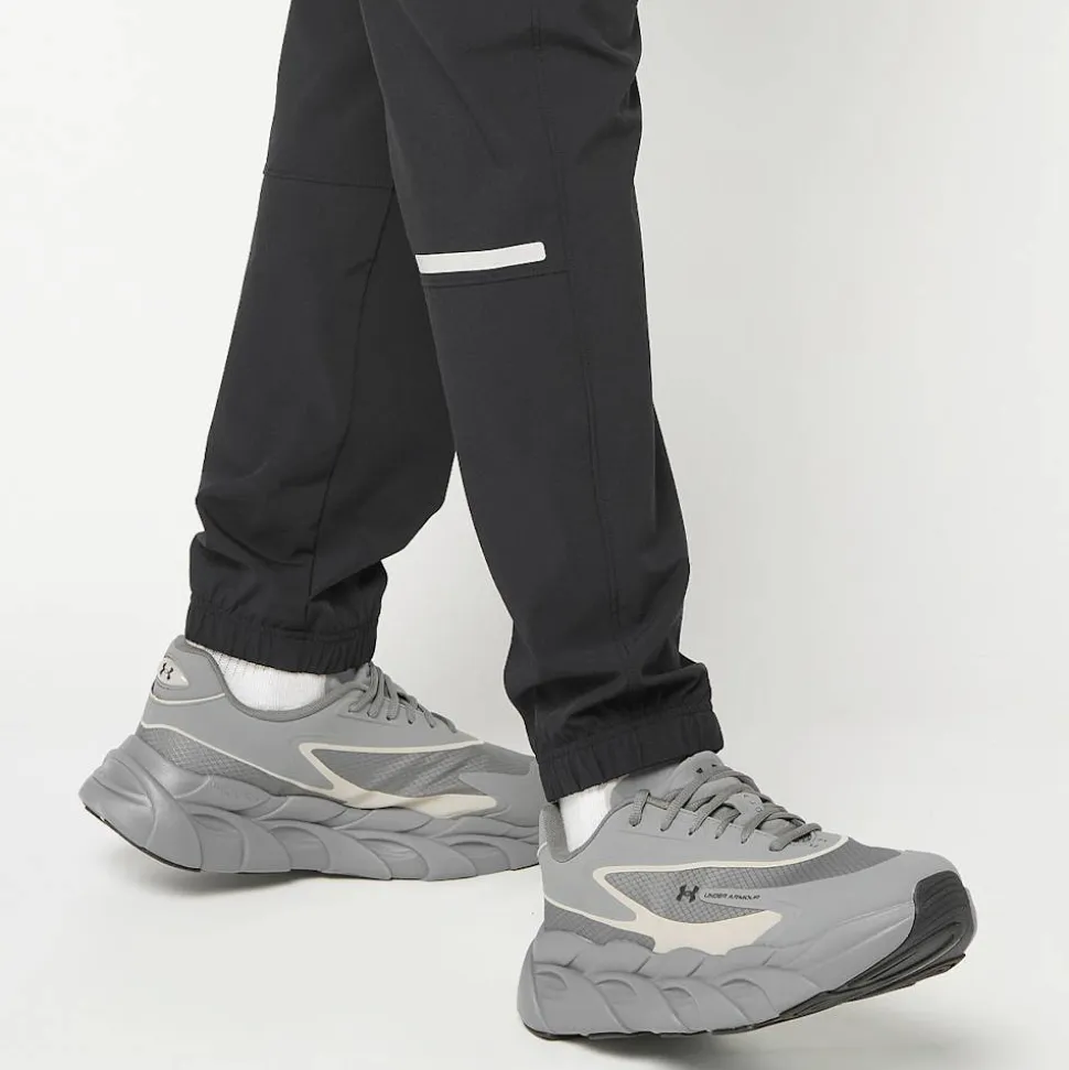 Tech Utility Woven Pants