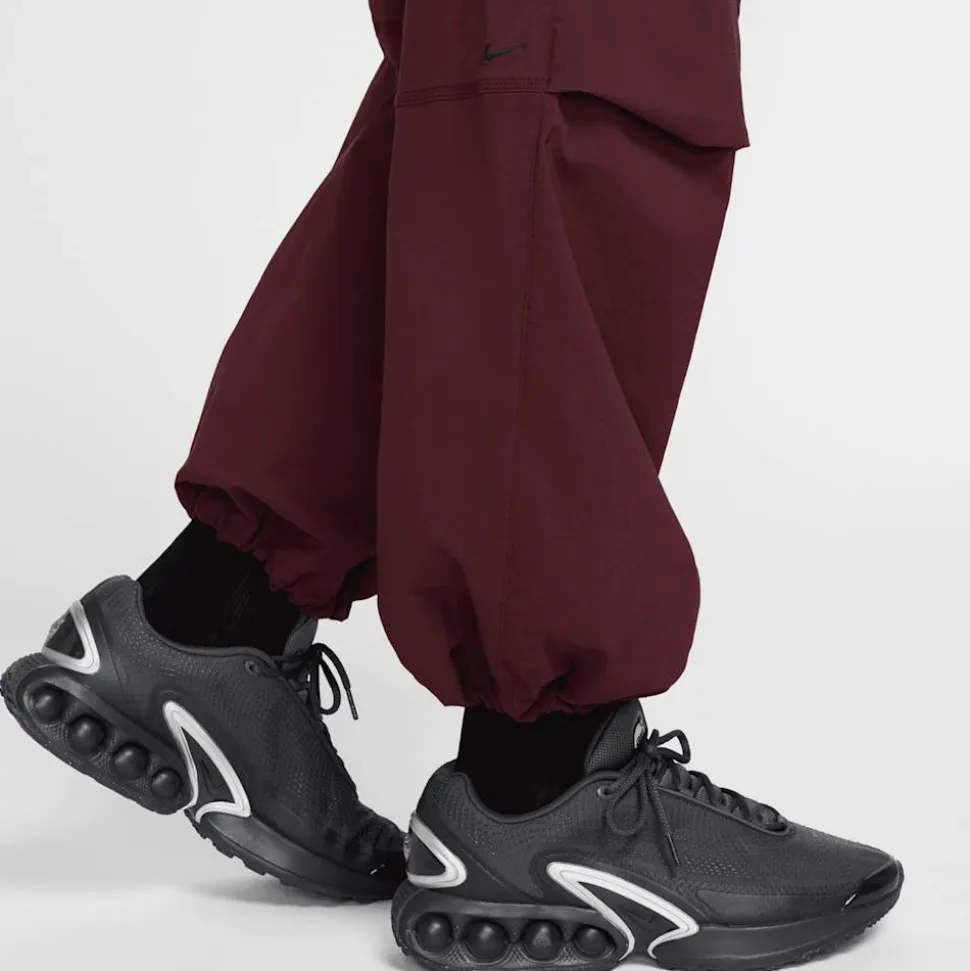 Tech Woven Pants
