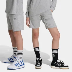 Trefoil Short