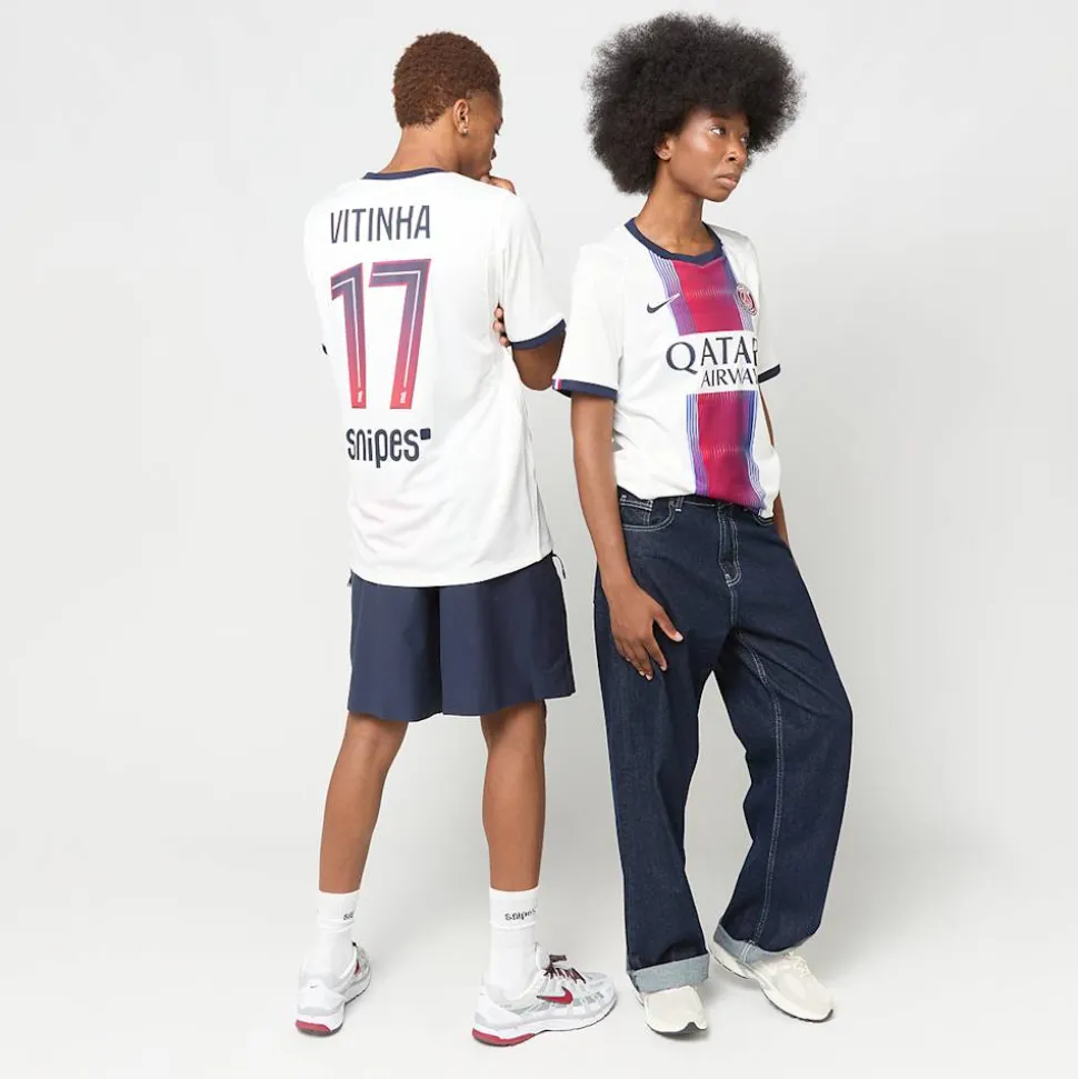 Vitinha / No. 17 / PSG Nike Away Stadium 2026/27